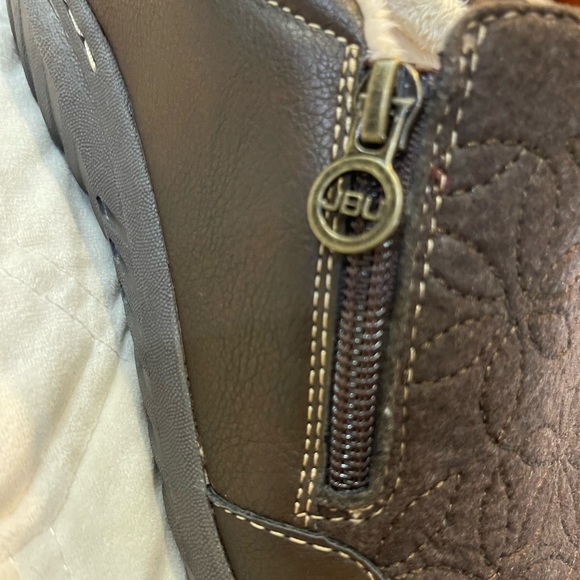 JBU by JAMBU Memory Foam Zip Detail Outside/Inside Slip On Slipper Women's - Picture 4 of 12